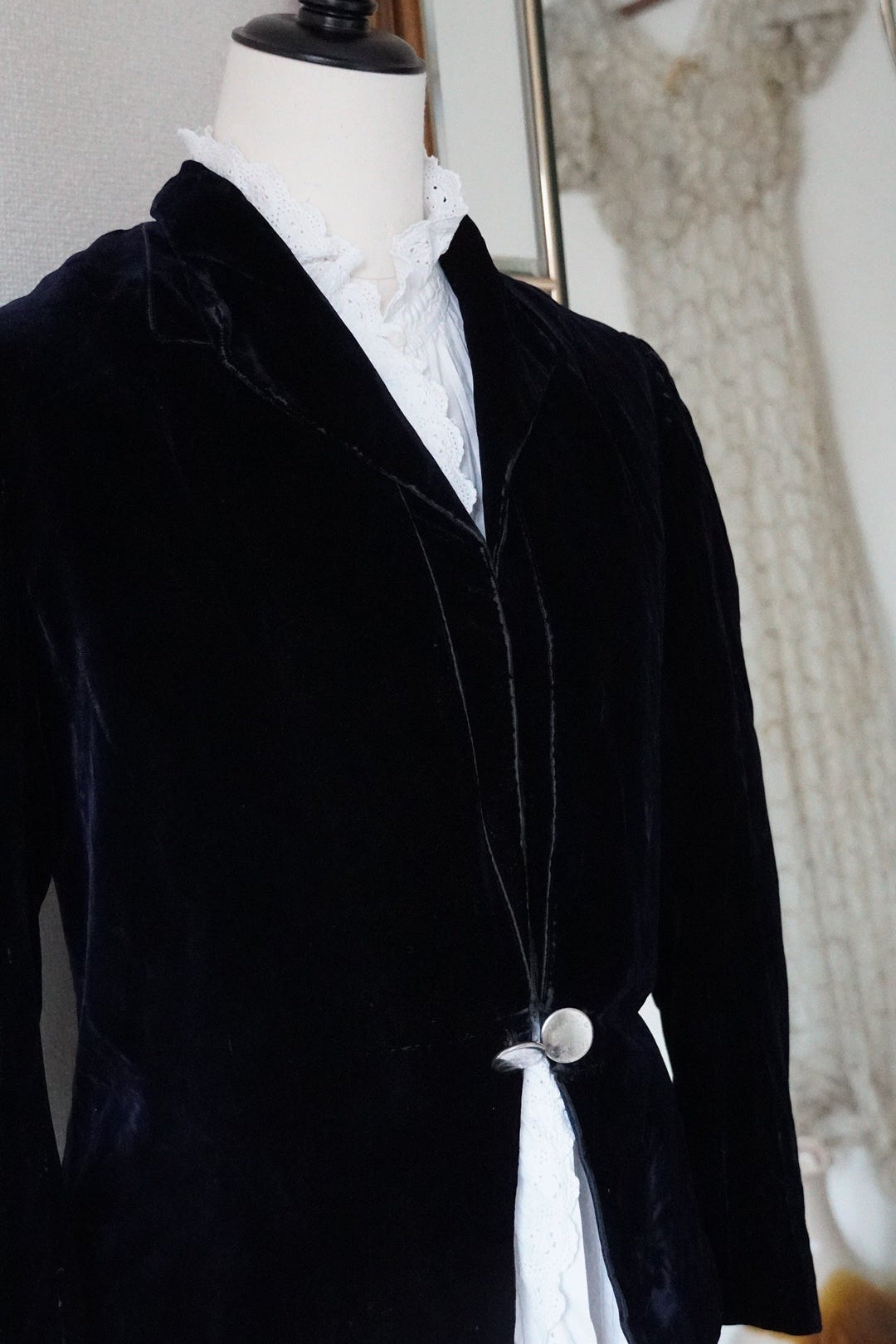 1930's Blue Silk Velvet Jacket
