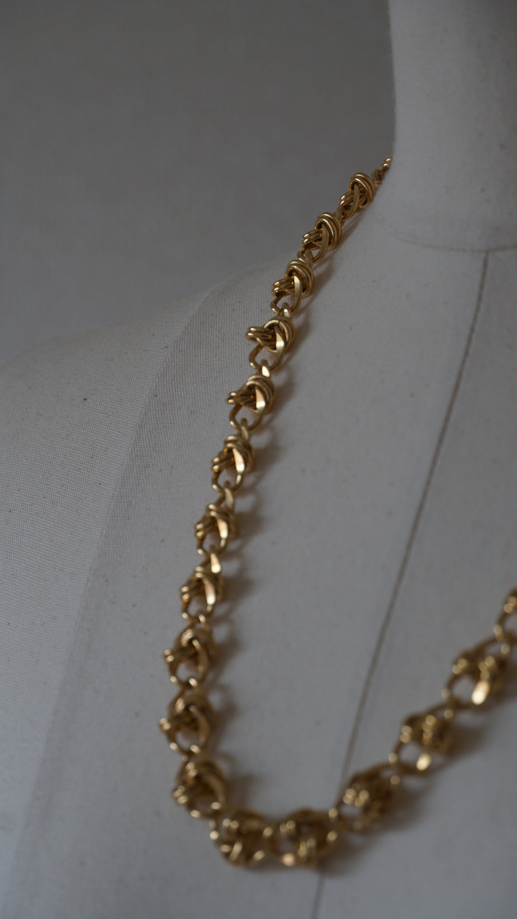 1970’s Chunky Knotted Chain Necklace