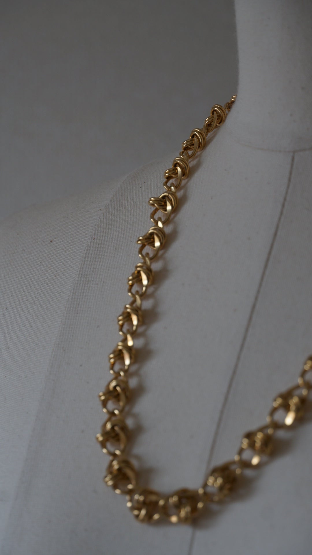 1970’s Chunky Knotted Chain Necklace