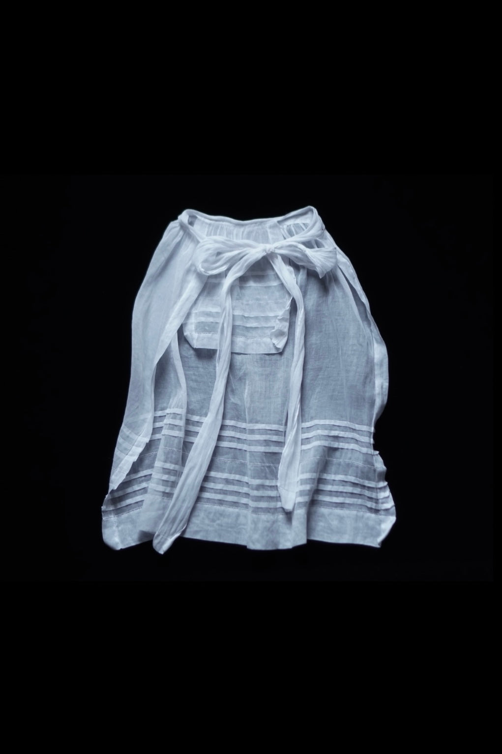 Antique White Cotton Apron