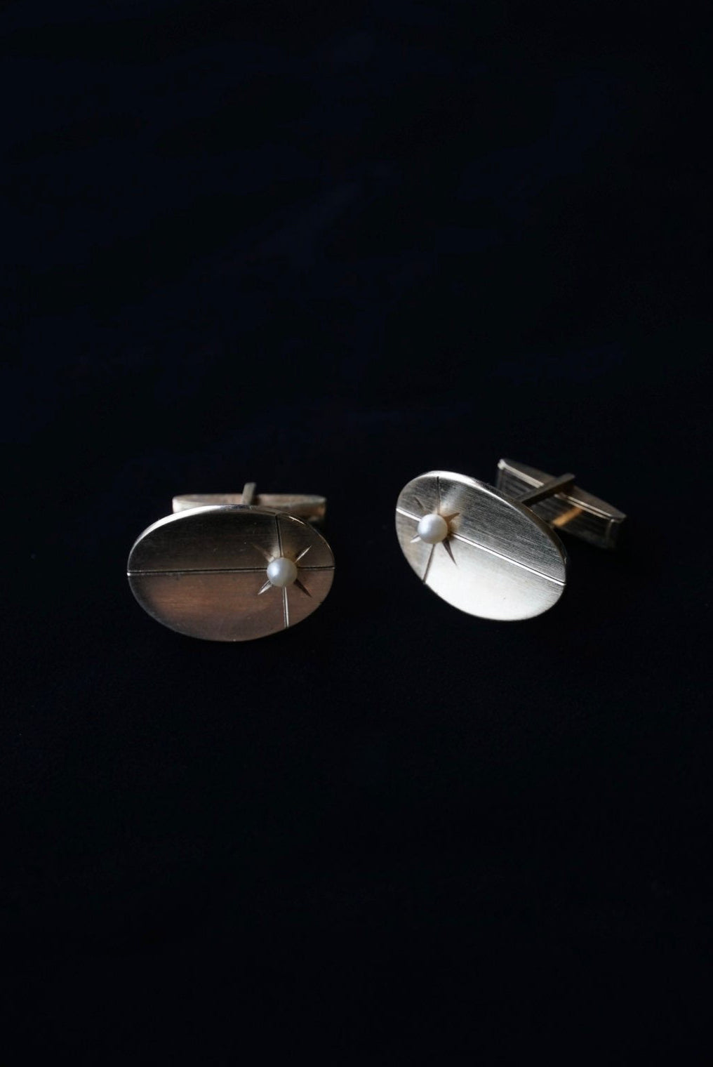 Vintage Gold with small pearl Cuffs Links