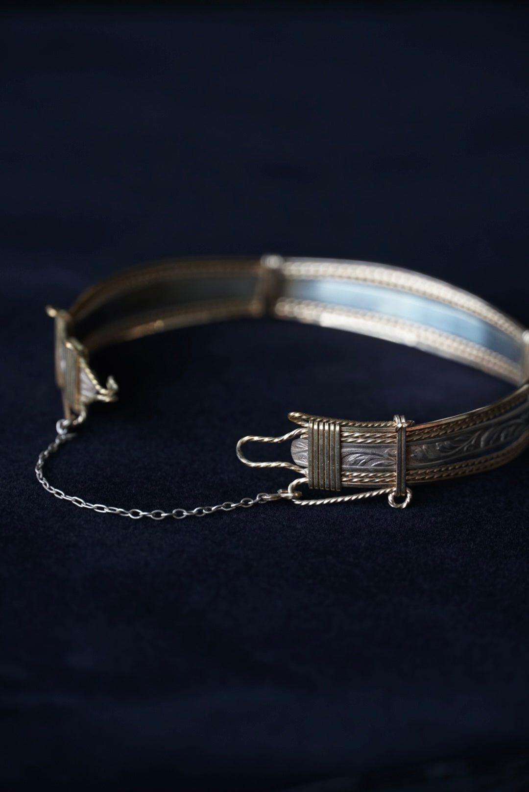 Antique Silver×Gold Wire Bangle