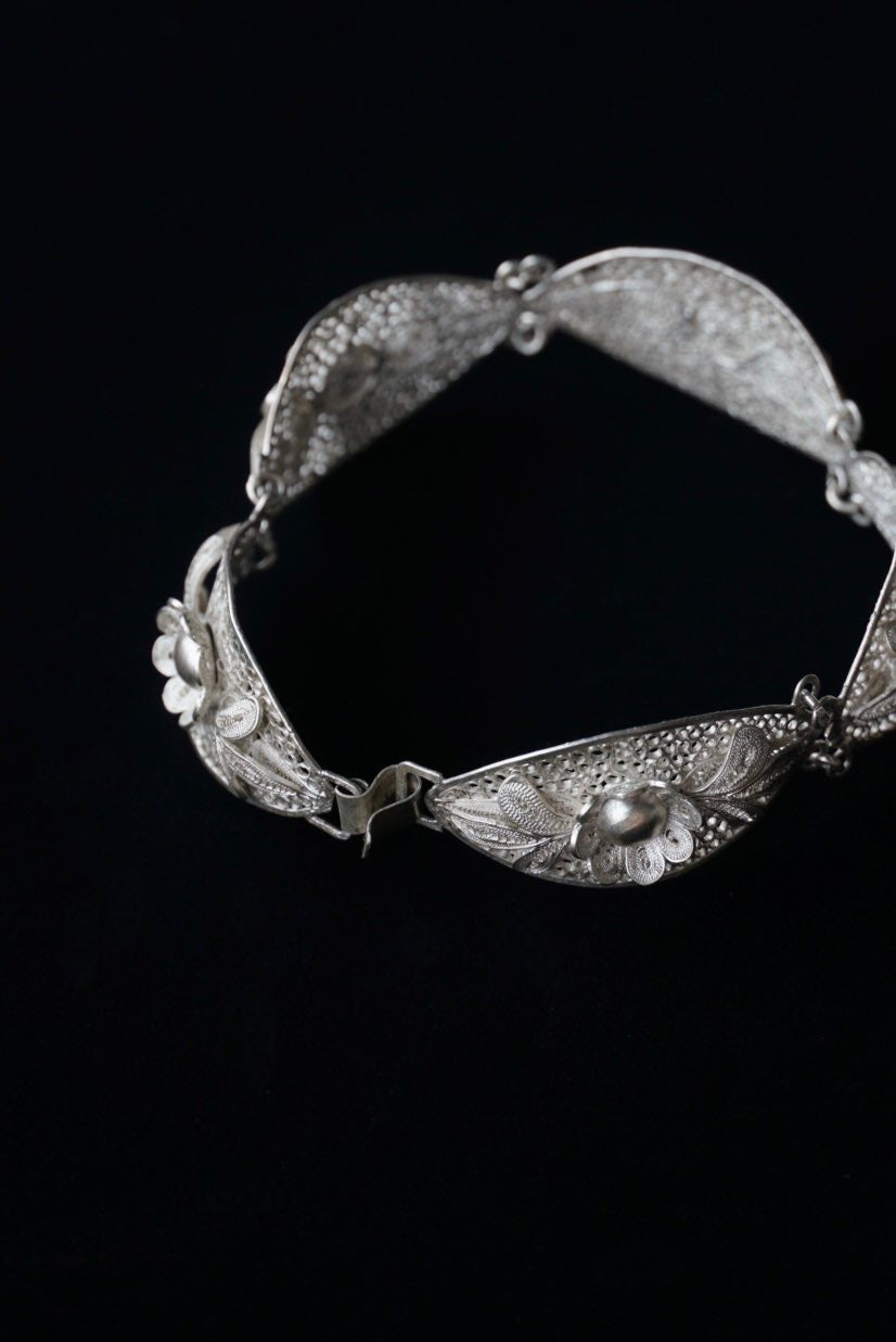 Vintage 800Silver Filigree Floral Bracelet