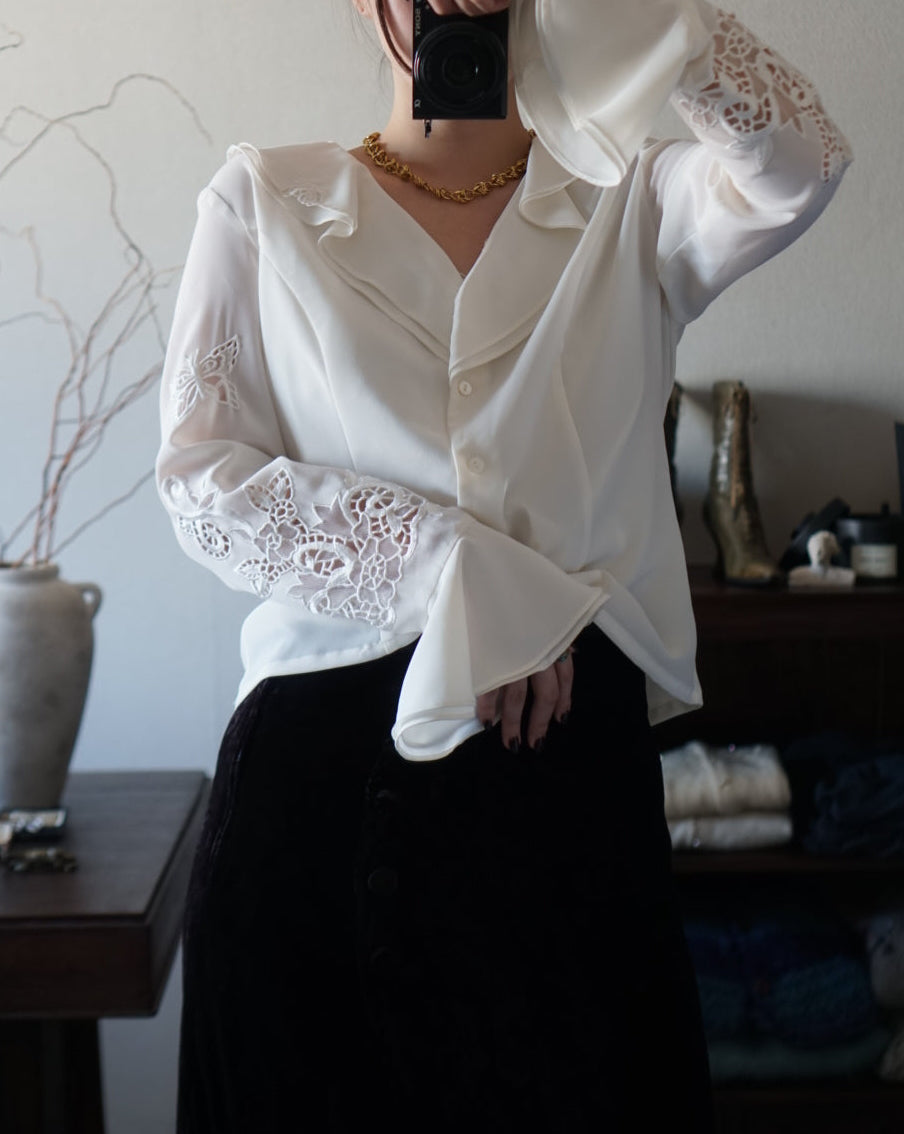 Vintage Frills×Embroidery Blouse