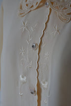 Vintage Flower Embroidery Blouse