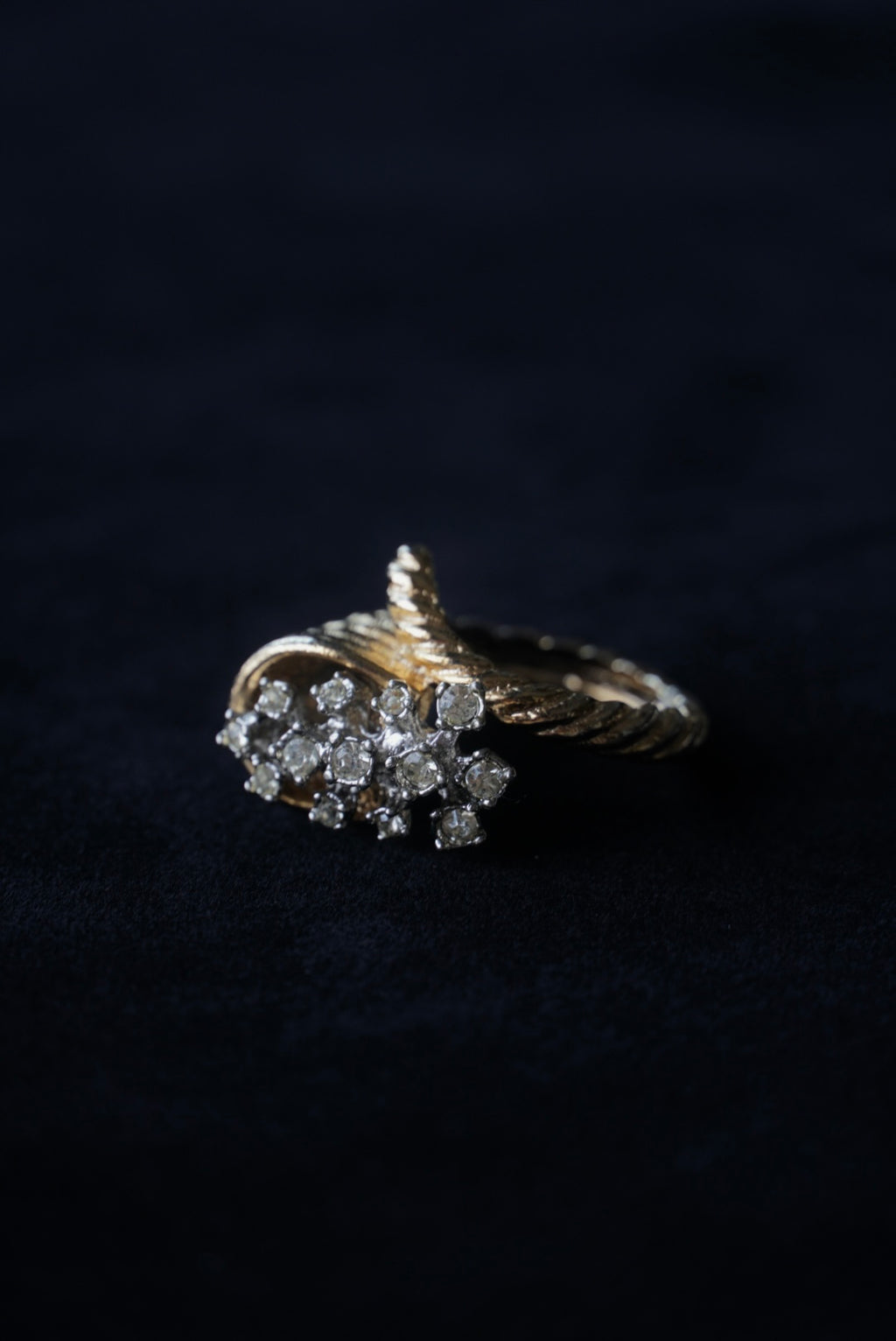 Vintage Twisted Cut Glass Bouquet Ring