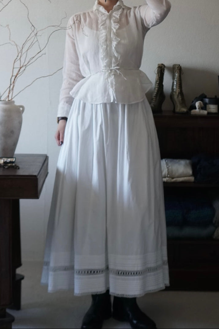 1900's Tatting Lace Long Skirt