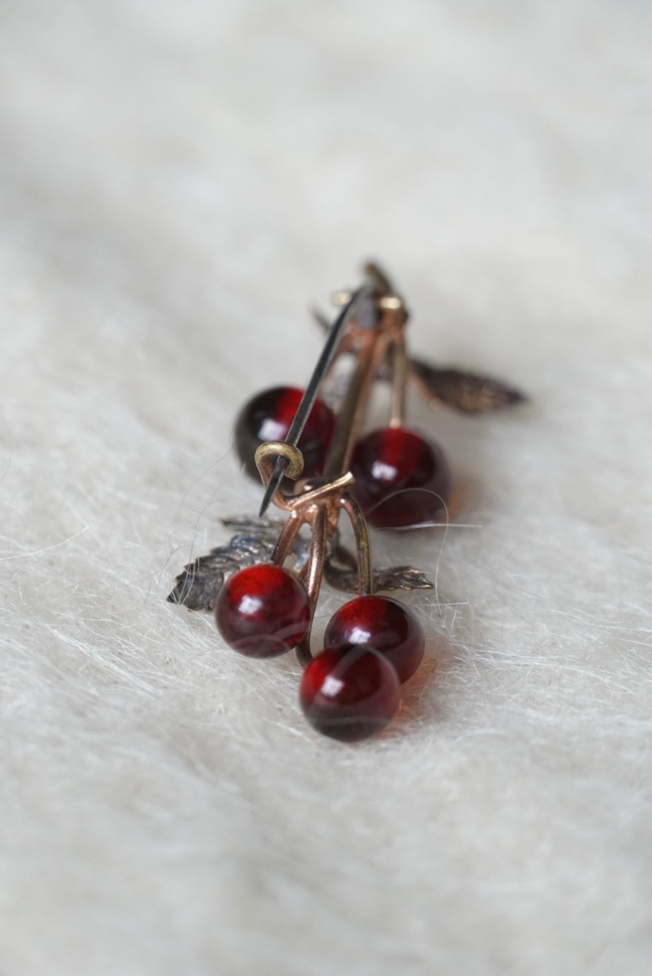 1930's Western elderberry Brooch
