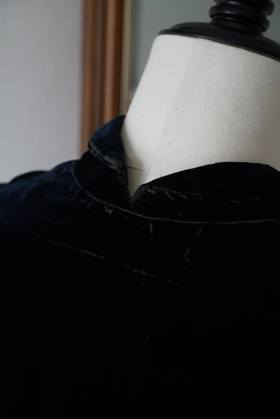 1930's Blue Silk Velvet Jacket