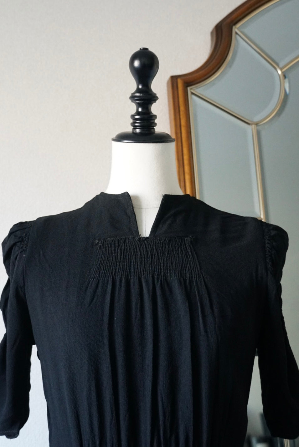 1940's Black Gathered Medium Dress