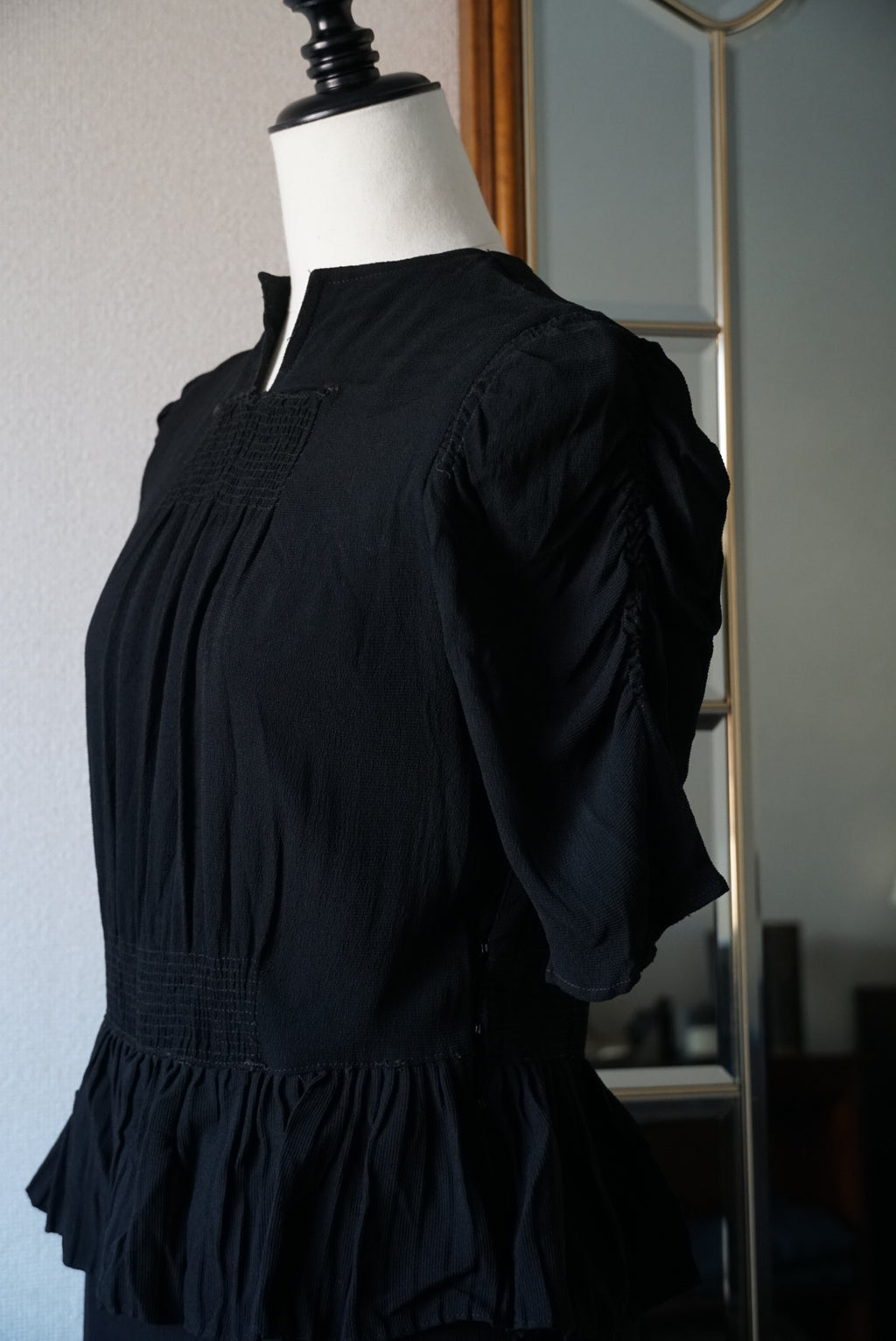 1940's Black Gathered Medium Dress