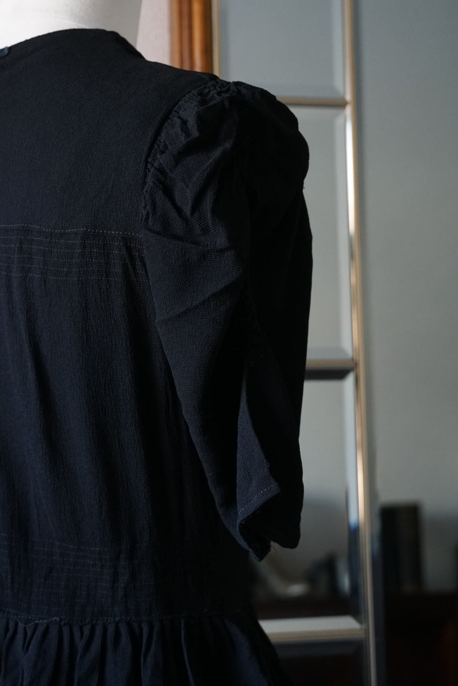 1940's Black Gathered Medium Dress