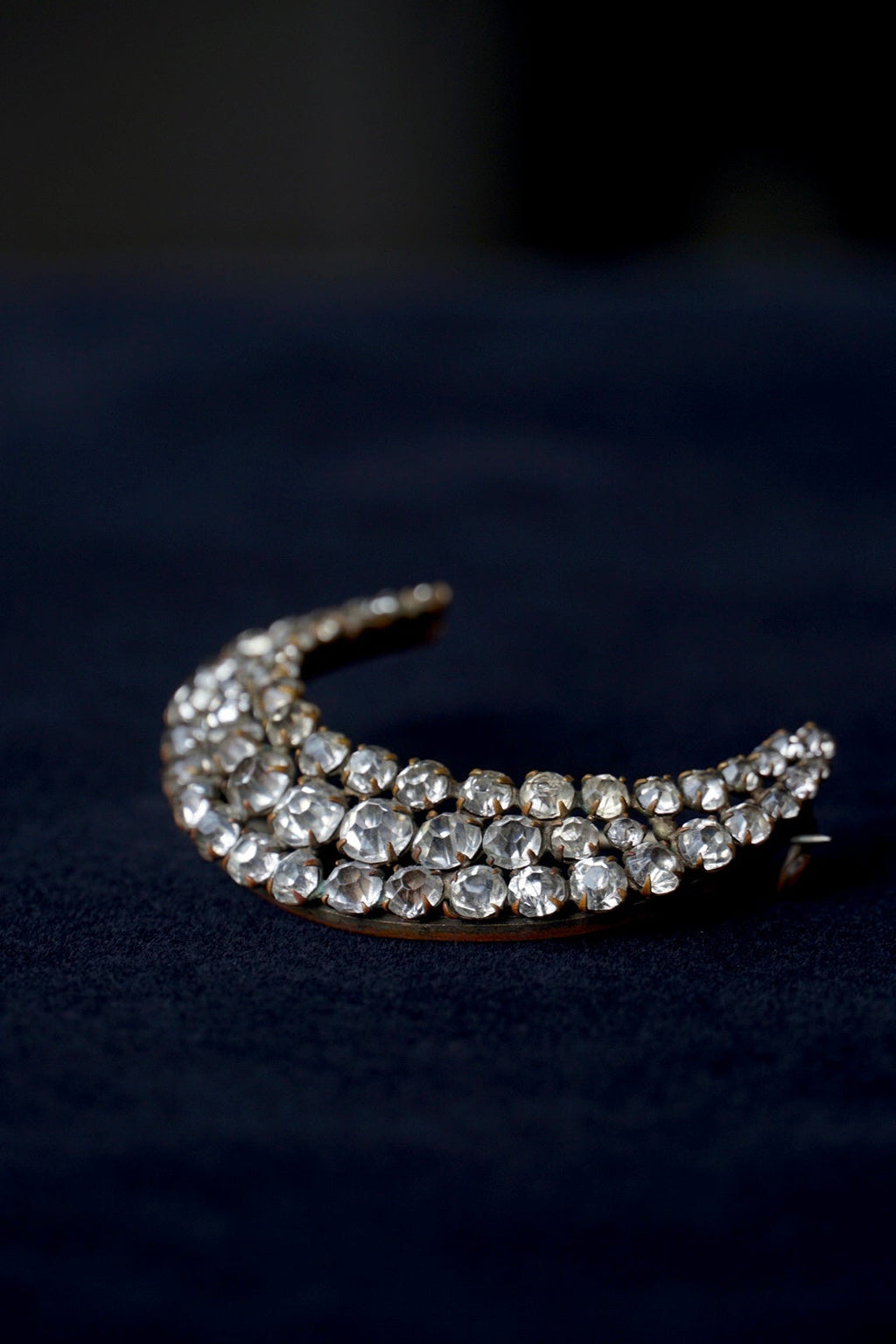 Victorian Paste Glass Crescent Moon Brooch