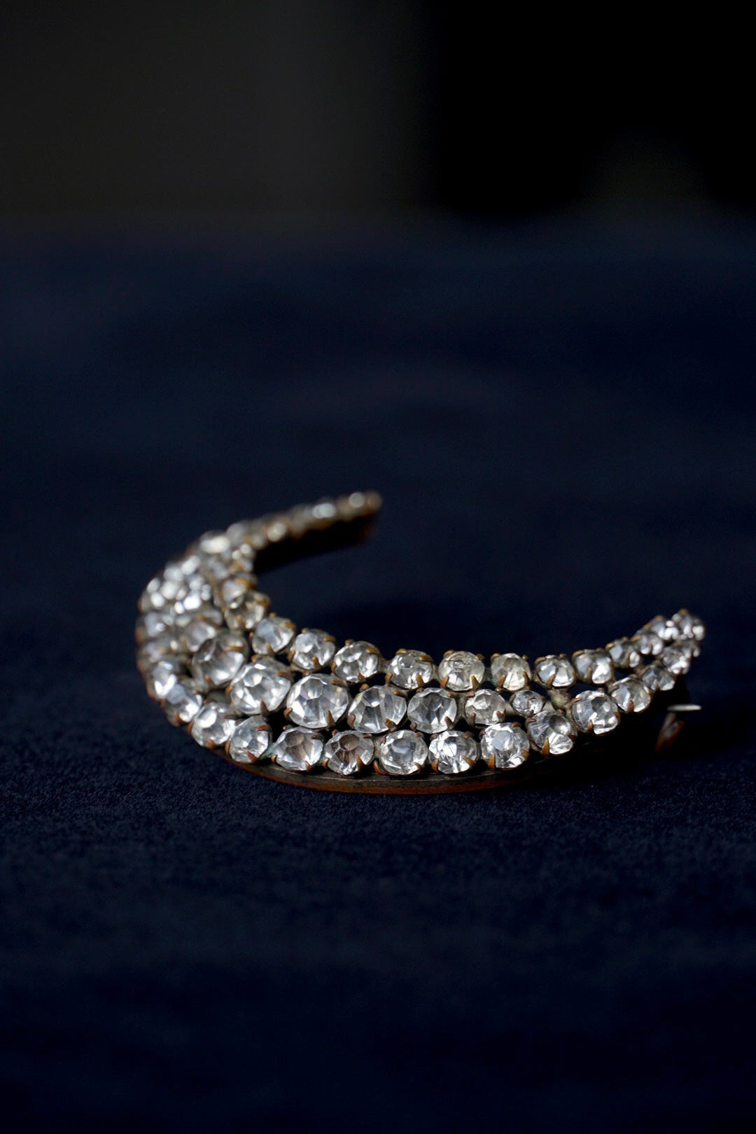 Victorian Paste Glass Crescent Moon Brooch