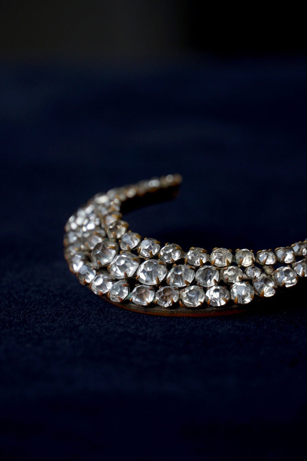 Victorian Paste Glass Crescent Moon Brooch