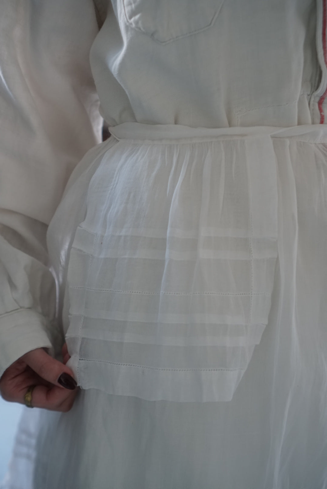 Antique White Cotton Apron