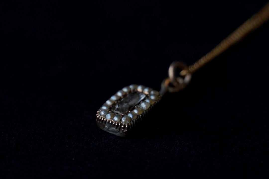 Georgian 10K Pearl Mourning Pendant Top