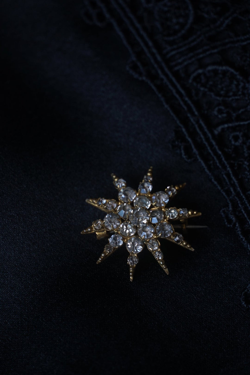 Victorian Crystal Glass Star Brooch