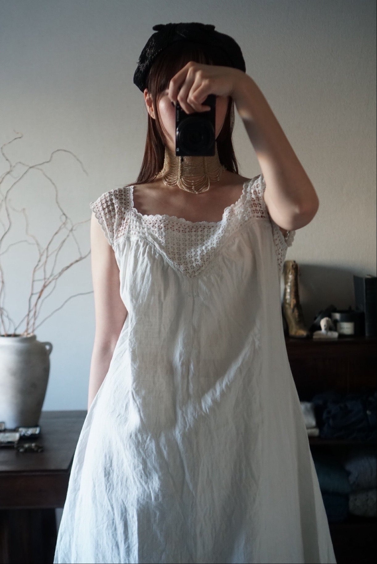 1920's Linnen Crochet Lace Nighty