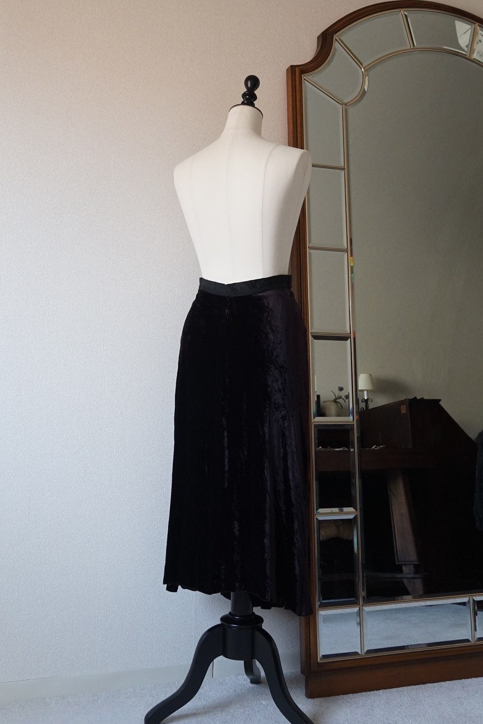1900's Silk Velvet Tight Skirt