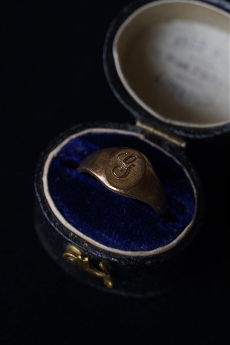 Vintage 10K RGP initial"G" Signet Ring