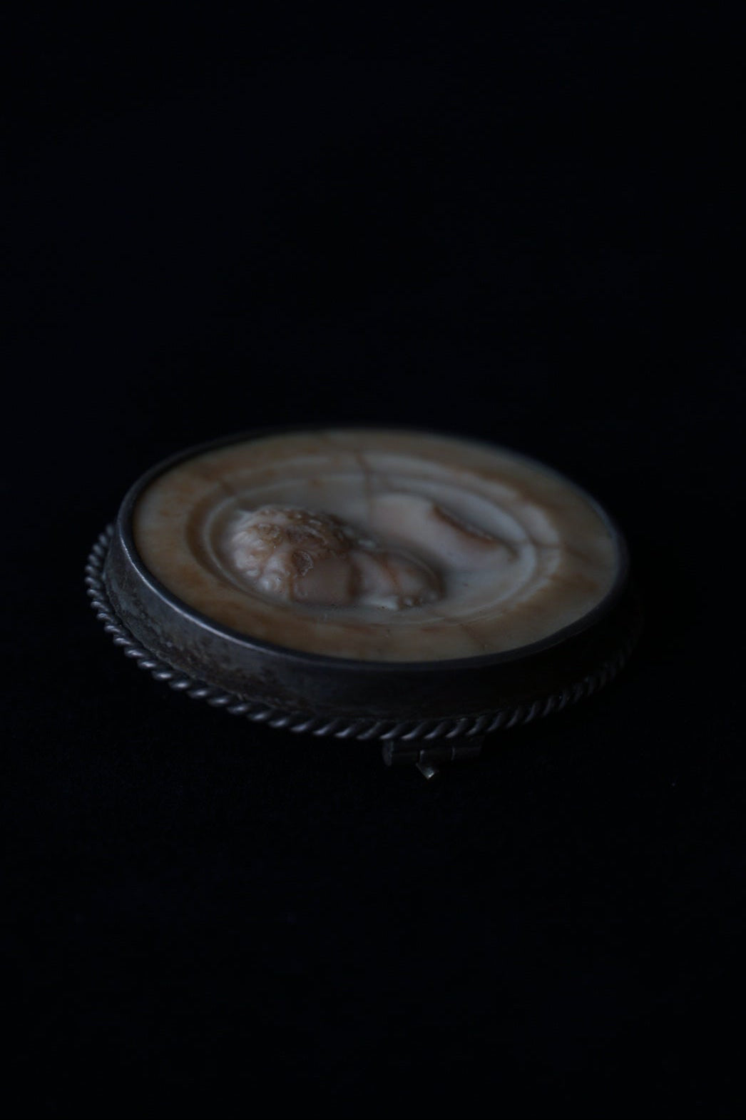 Victorian Grand Tour Marble Cameo Brooch