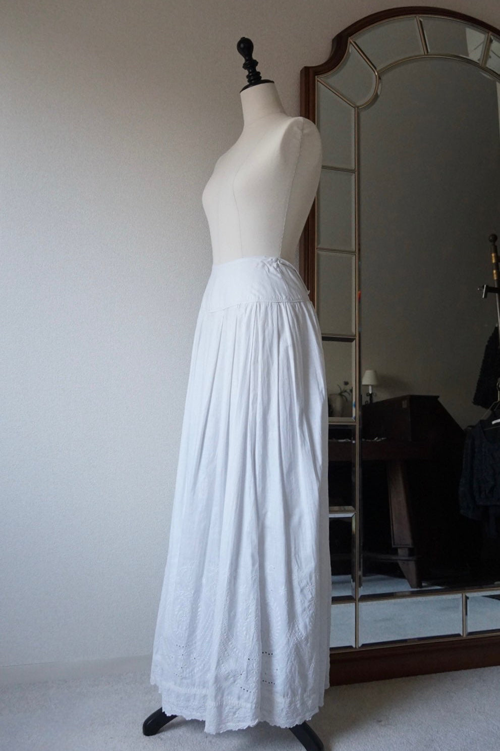 Antique Handmade Embroidery Skirt