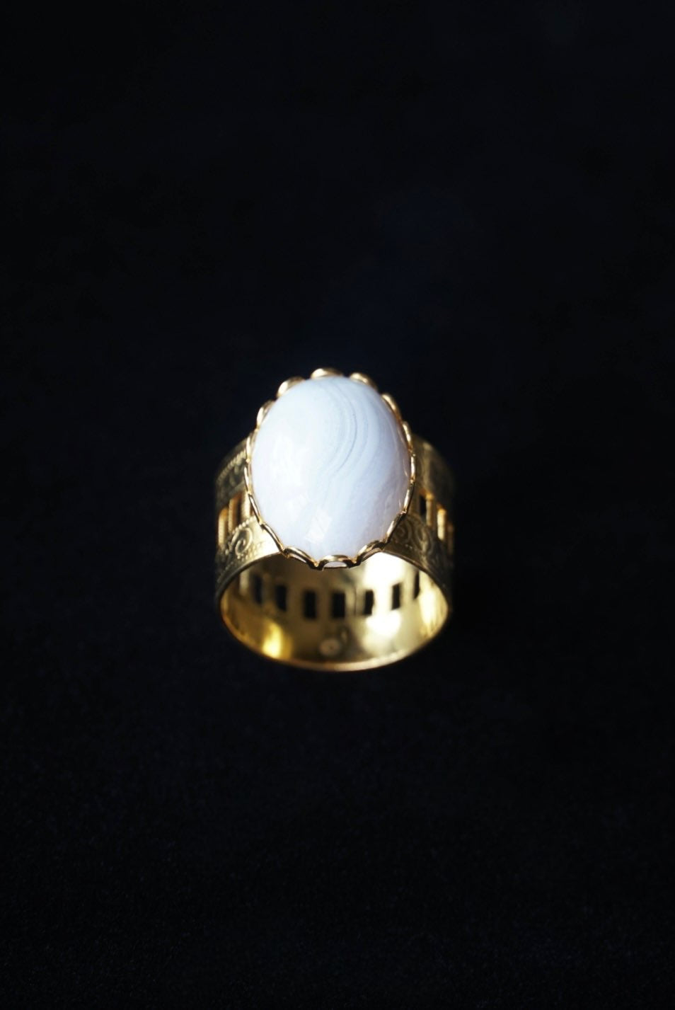 Vintage Oval Blue Lace Agate Ring