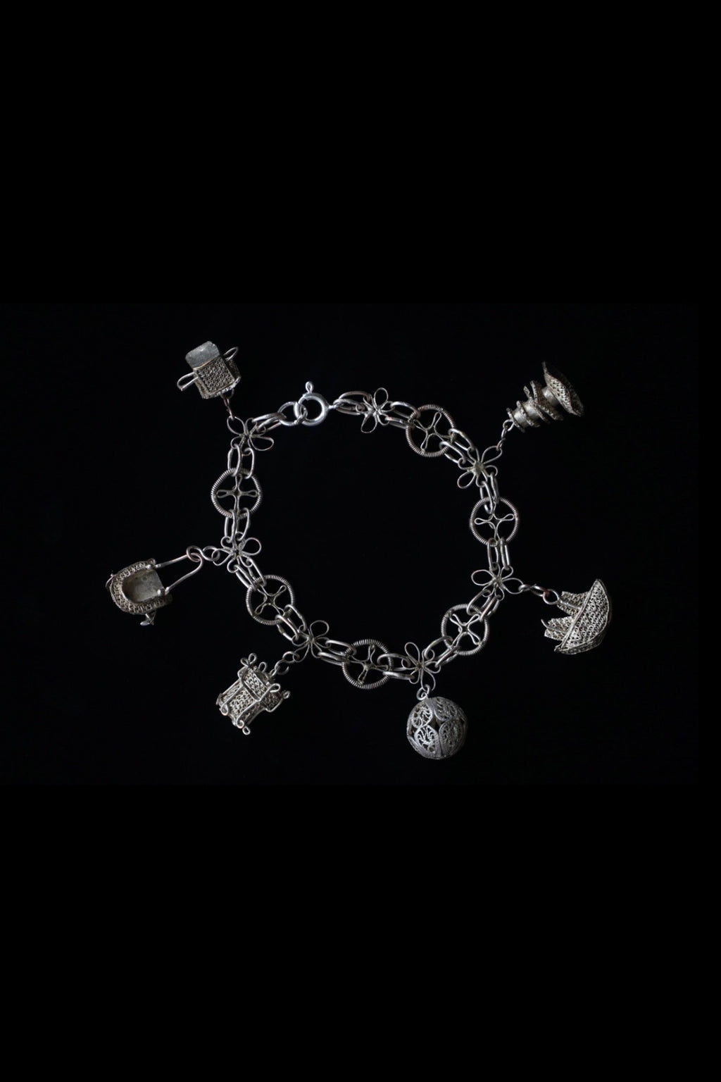Vintage 800silver Bracelet with Filigree Charm