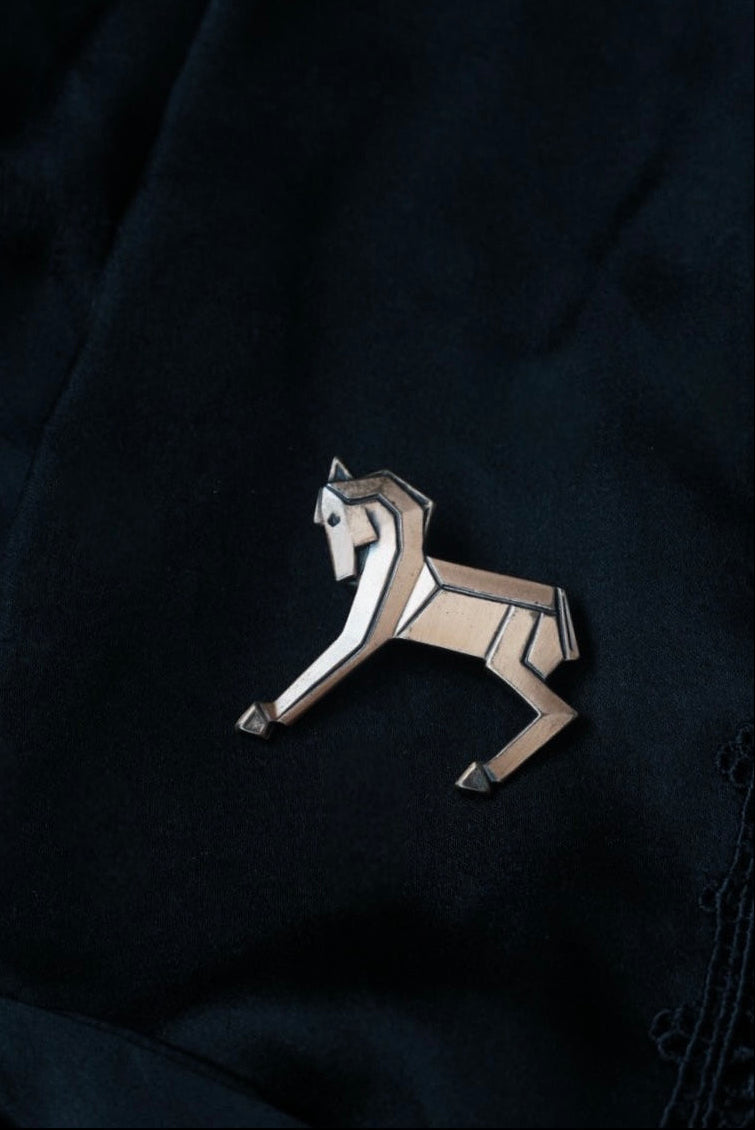 Vintage  Art deco Style Bronze Horse Brooch