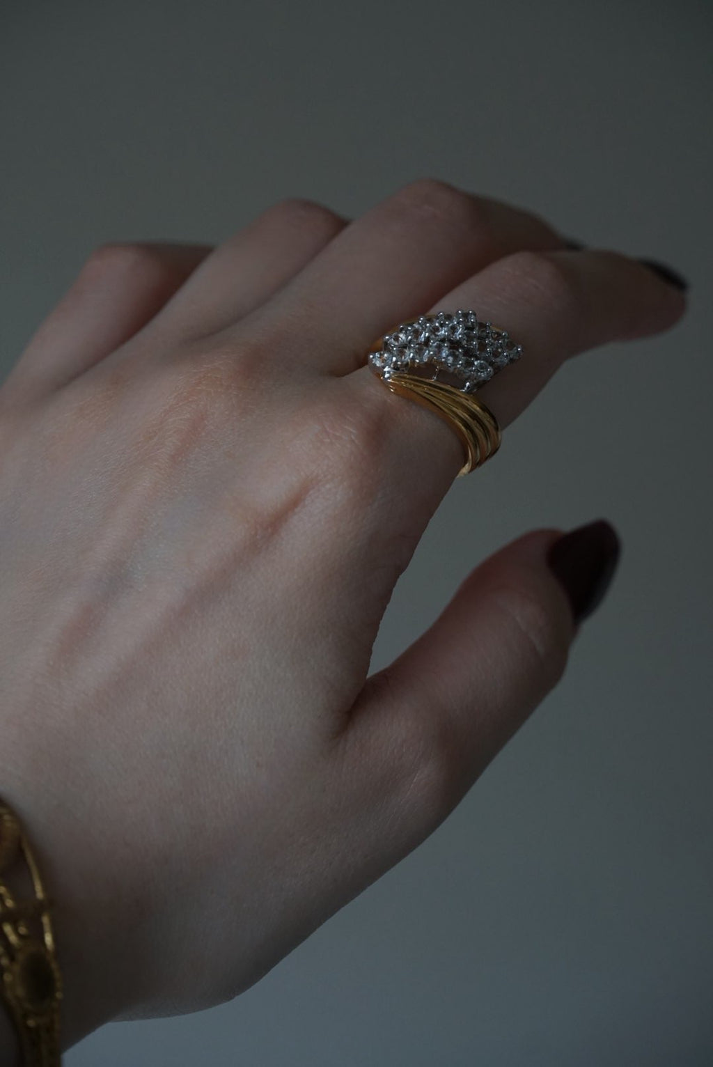 Vintage Falling Star Cut Glass Ring