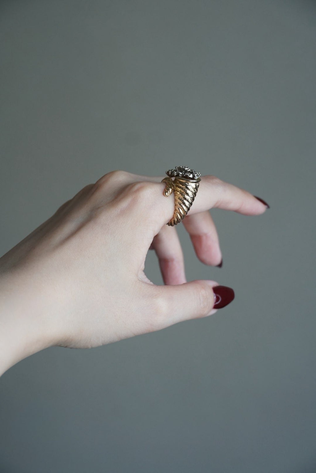 Vintage Twisted Cut Glass Bouquet Ring