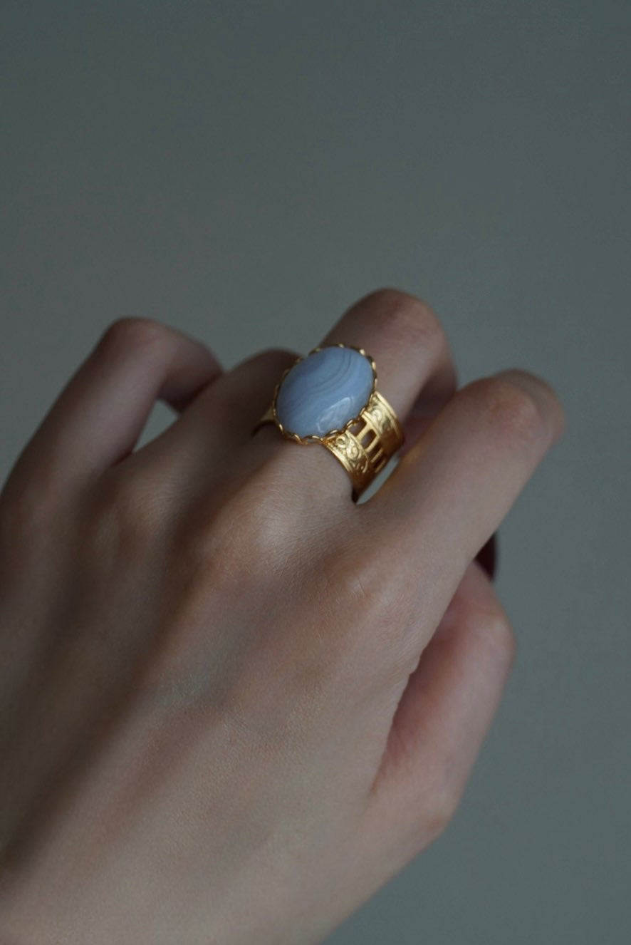 Vintage Oval Blue Lace Agate Ring