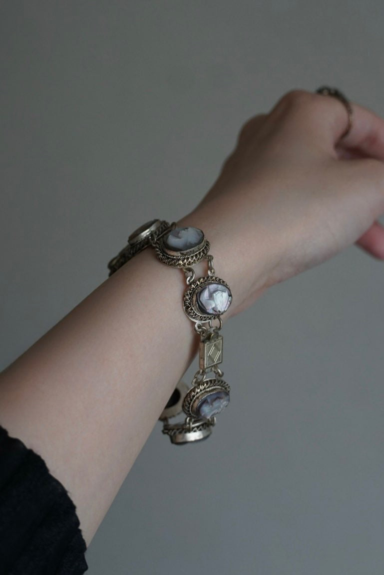 1930's Giuliano Fratti Shell Cameo Bracelet