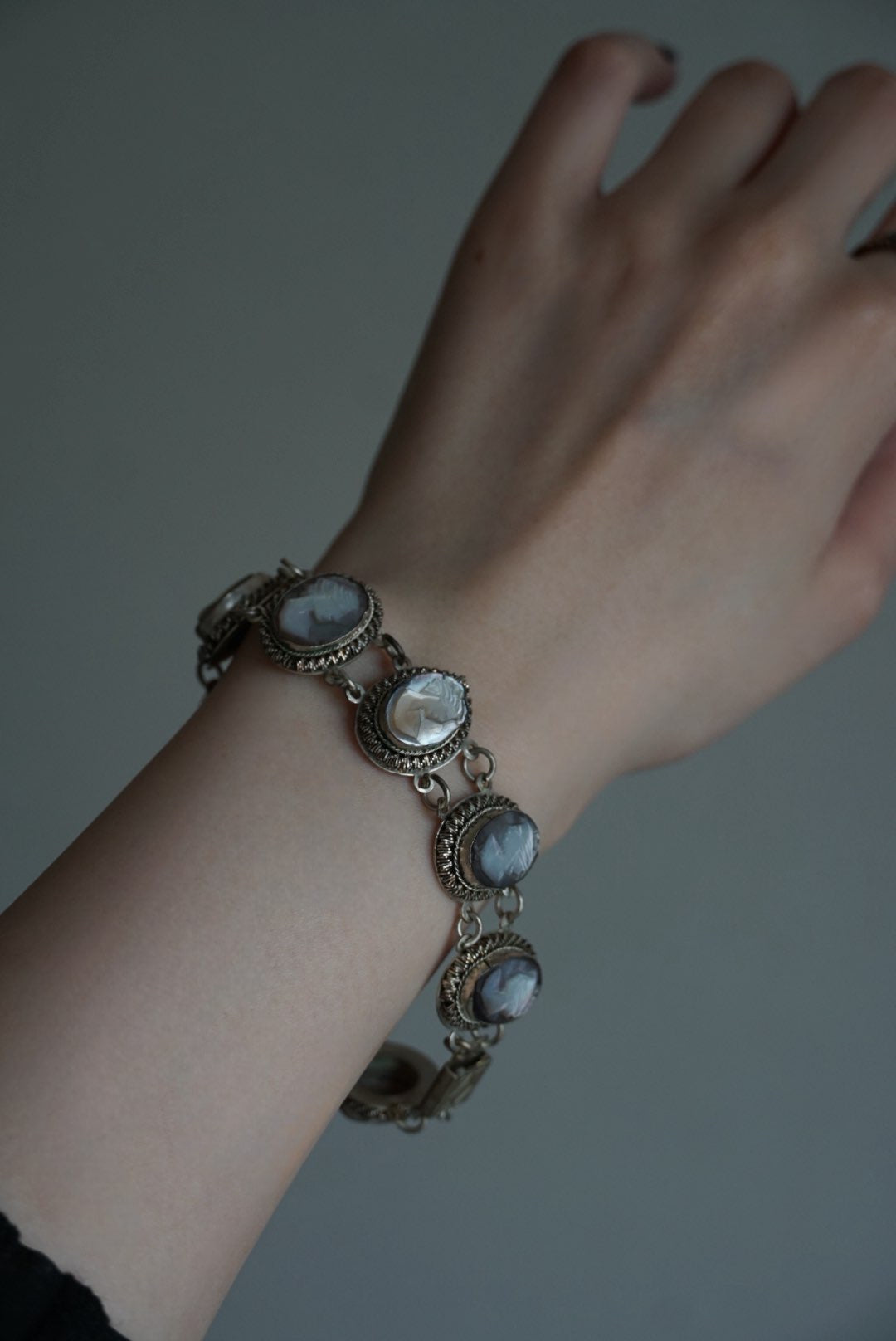 1930's Giuliano Fratti Shell Cameo Bracelet