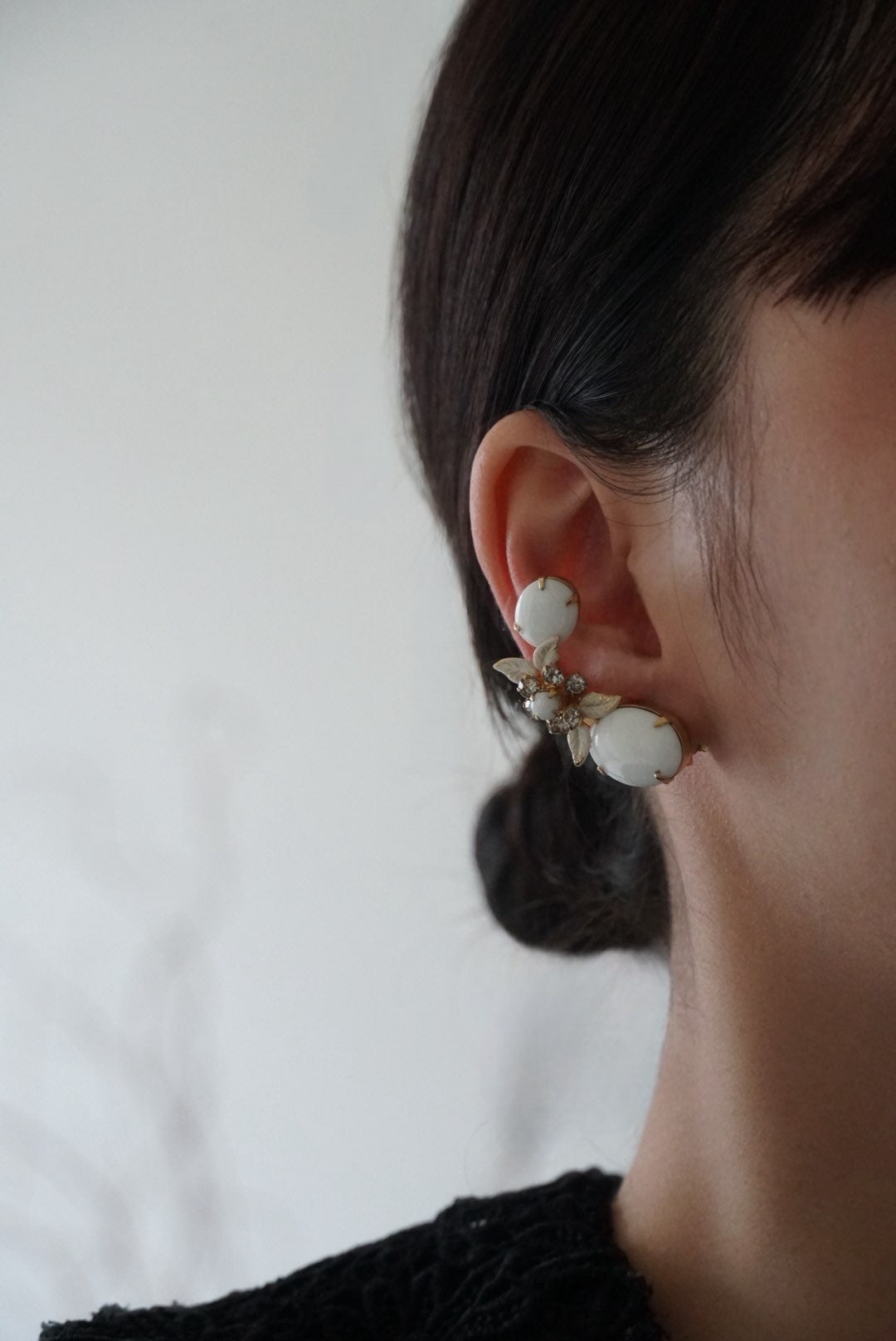 Vintage Flower Milk Glass Earrings