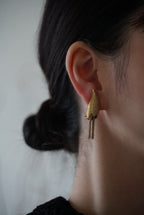 Vintage Gold Tone Solomon's seal Tassel  Earrings