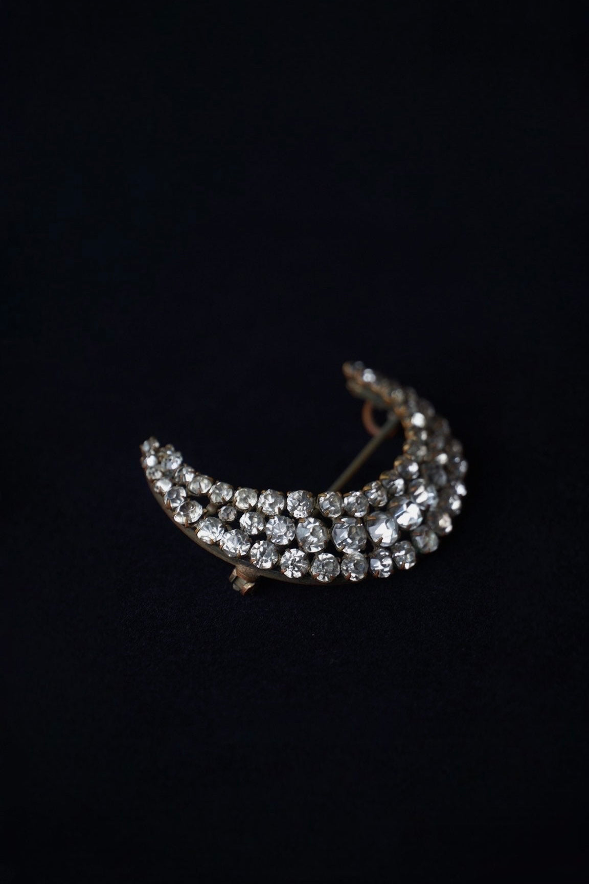 Victorian Paste Glass Crescent Moon Brooch