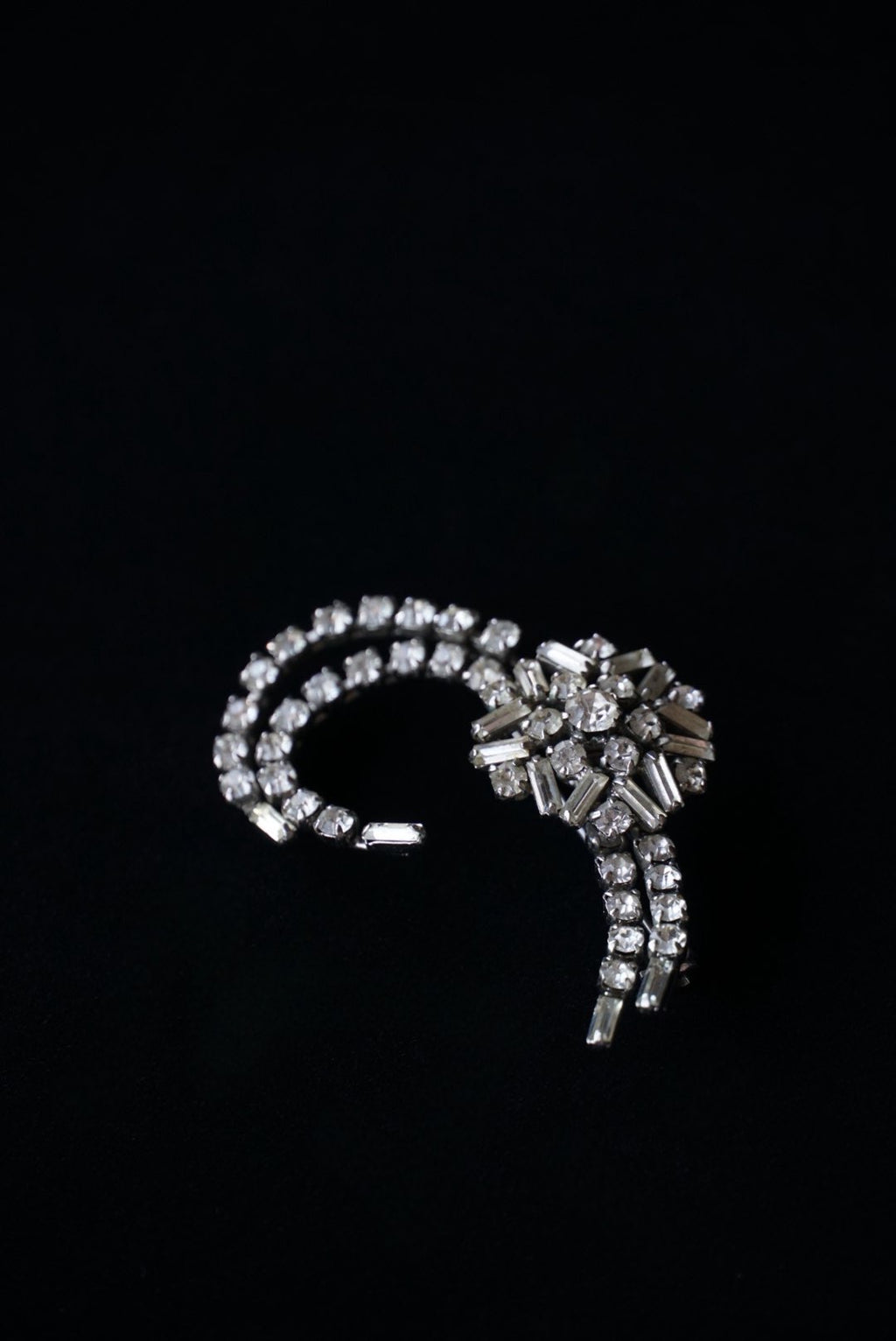 Vintage Glass Shooting Star Brooch