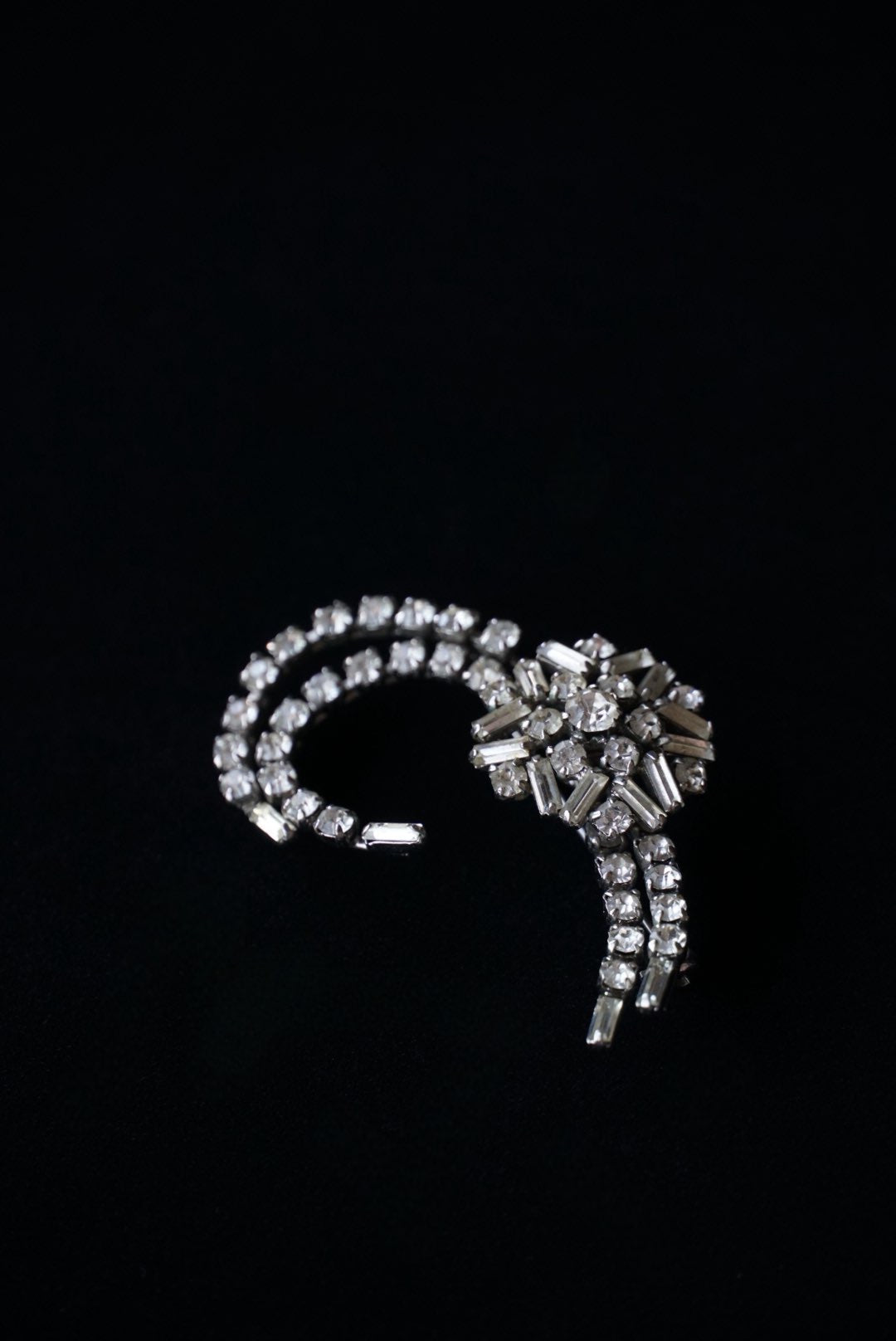 Vintage Glass Shooting Star Brooch