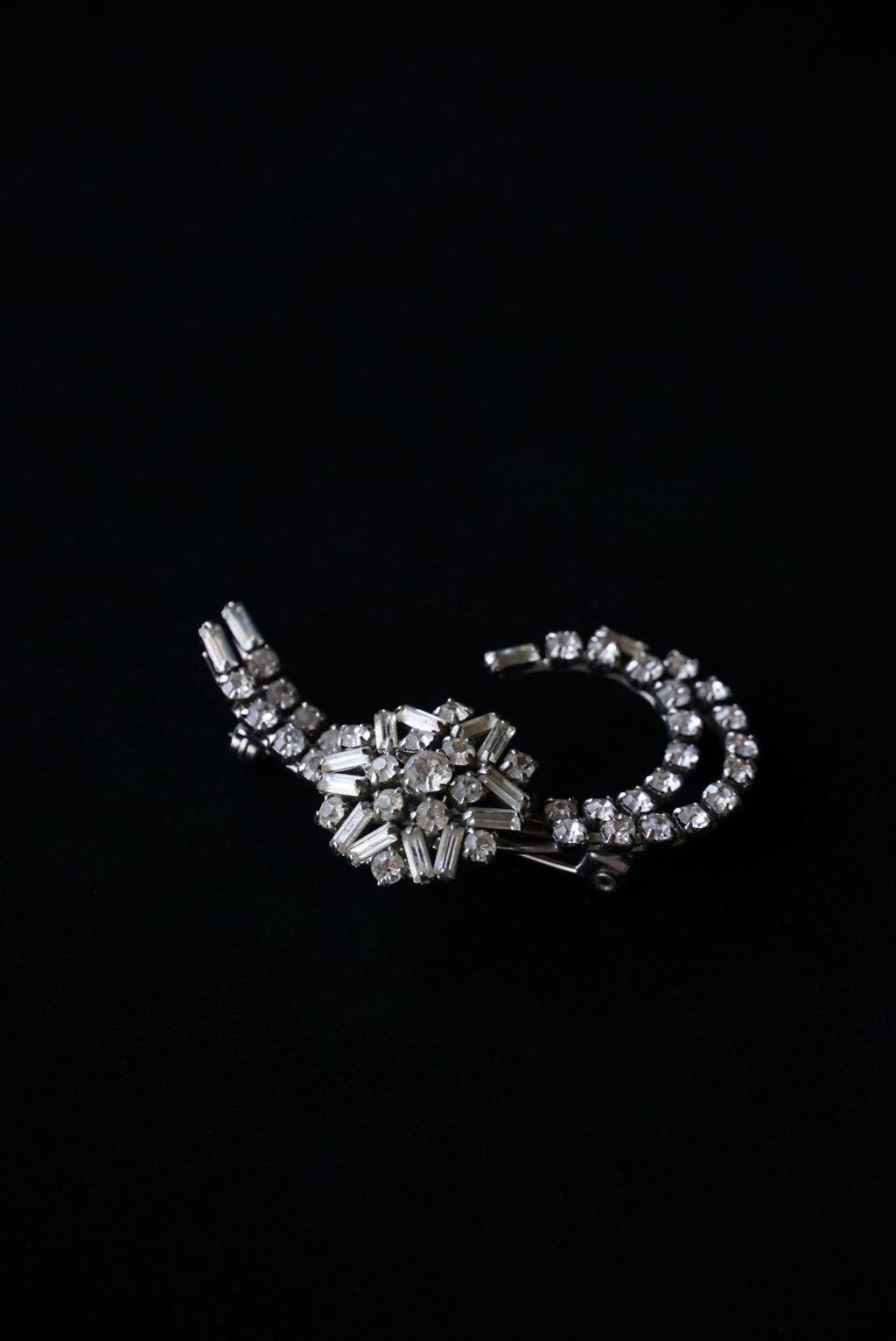 Vintage Glass Shooting Star Brooch
