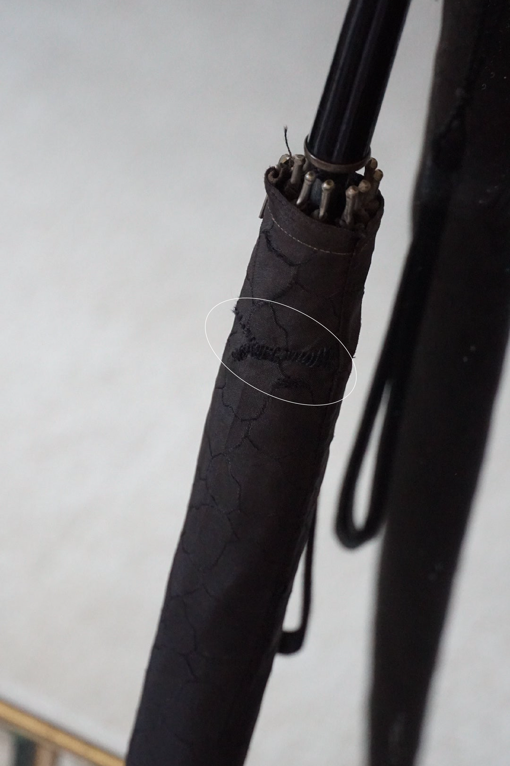 1950's Amber Hand×Black Umbrella