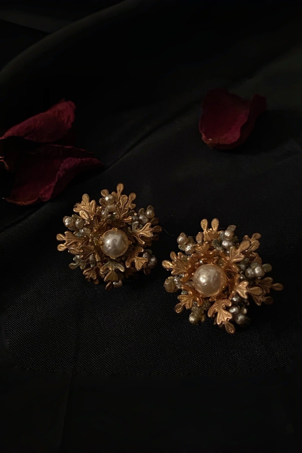 1950’s Miriam Haskell Baroque Pearl Leaf Earring