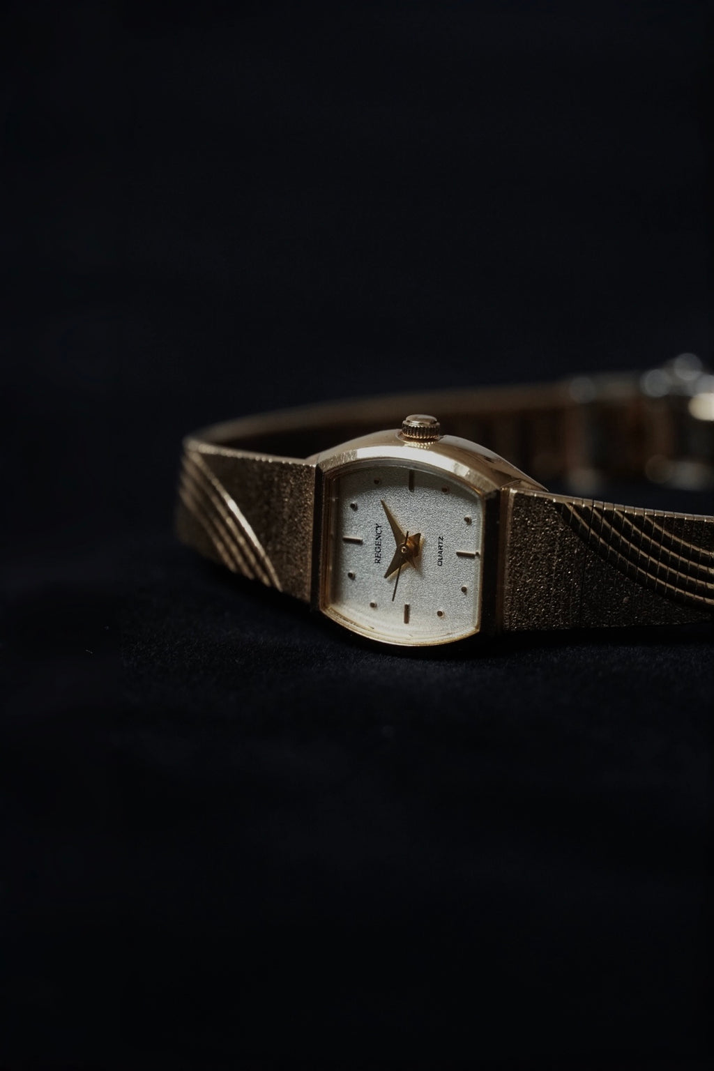 Vintage Quartz Gold Watch